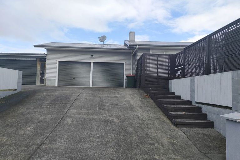 Photo of property in 25 Raglan Street, Mangere East, Auckland, 2024