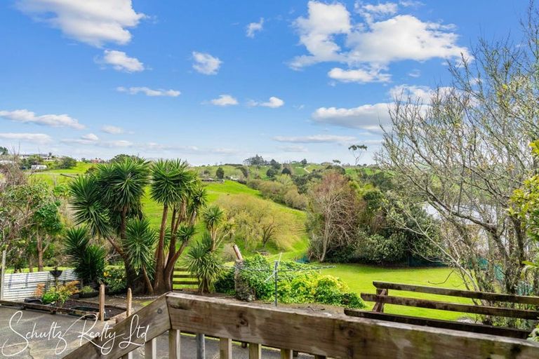 Photo of property in 111 Hurndall Street East, Maungaturoto, 0520