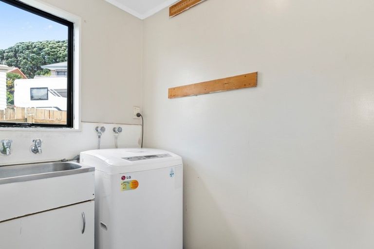 Photo of property in 4b Cynthia Place, Bellevue, Tauranga, 3110