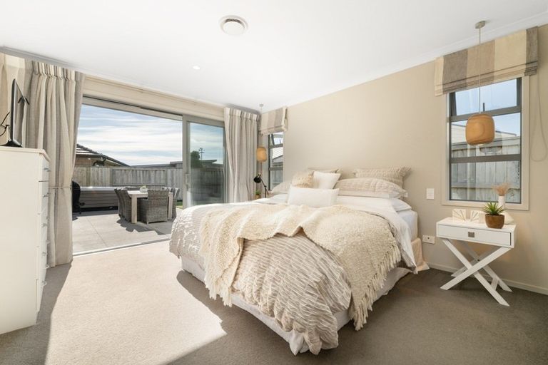 Photo of property in 3 Raiha Street, Papamoa Beach, Papamoa, 3118