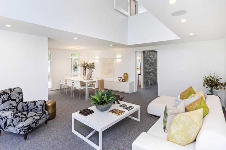 Photo of property in 17 Helmores Lane, Merivale, Christchurch, 8014