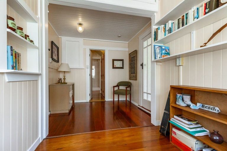 Photo of property in 2 Rattray Street, Devonport, Auckland, 0624