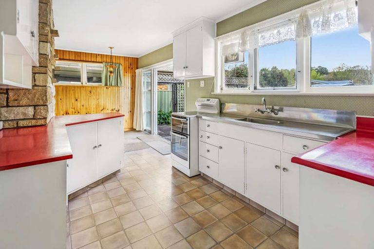 Photo of property in 13 Mackenzie Street, Kawerau, 3127