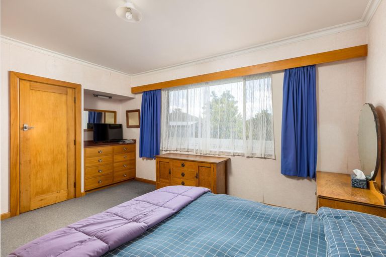 Photo of property in 2 Betten Street, Waimate, 7924