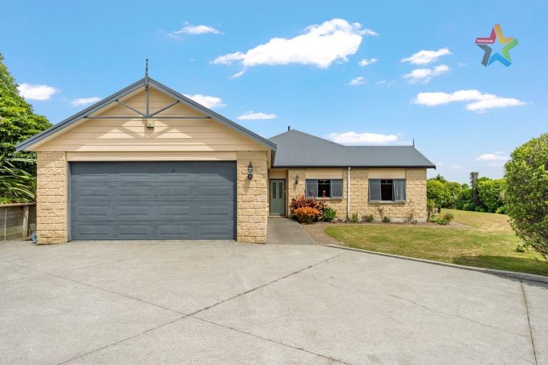 Photo of property in 6a Marua Palm Grove, Timberlea, Upper Hutt, 5018
