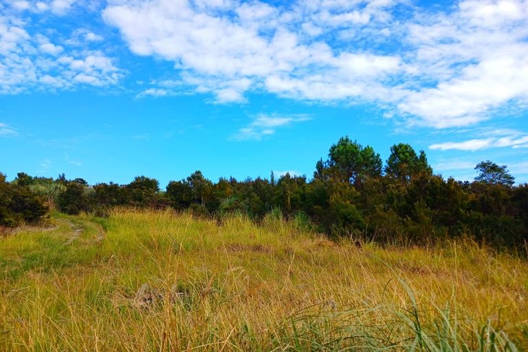 Photo of property in 104 Stratford Drive, Cable Bay, 0420