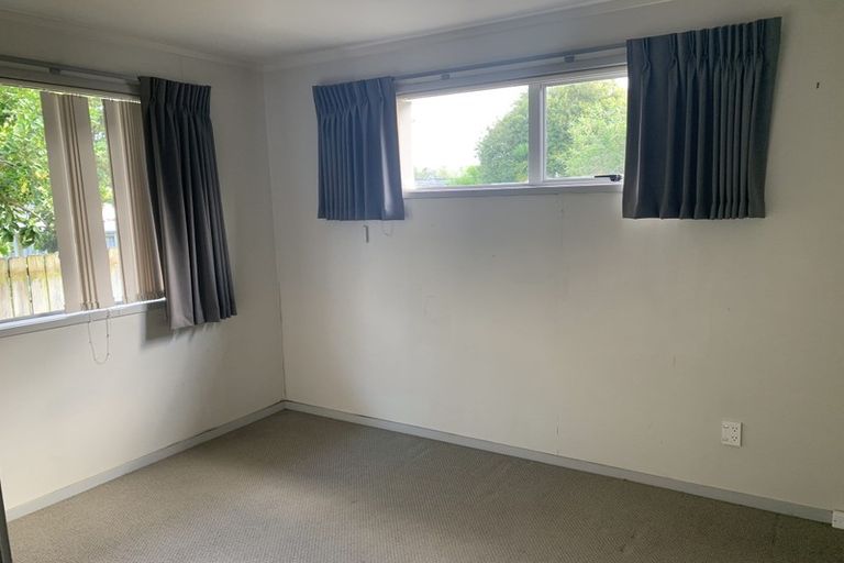 Photo of property in 42 Tabitha Crescent, Henderson, Auckland, 0612
