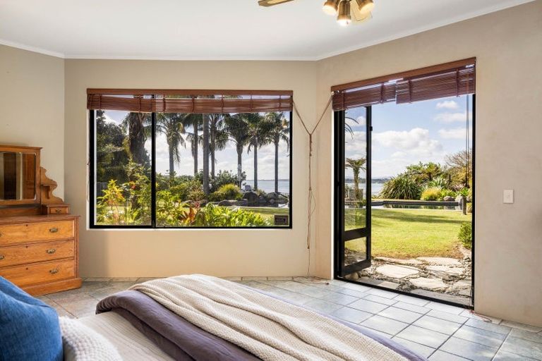 Photo of property in 20 Tinopai Drive, Omokoroa, 3114