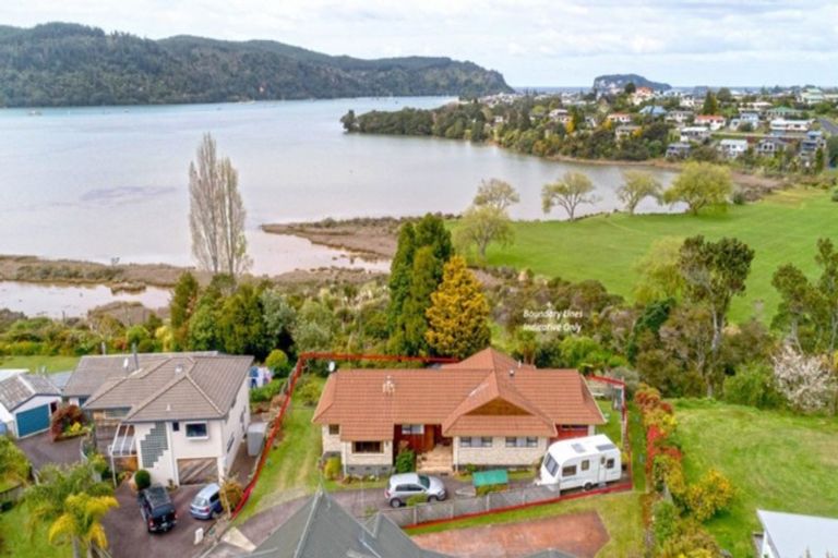 Photo of property in 133 Durrant Drive, Whangamata, 3620