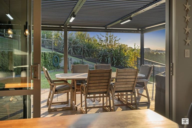 Photo of property in 10 Kissling Terrace, Pyes Pa, Tauranga, 3112