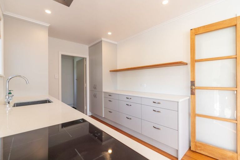 Photo of property in 5 Ngarimu Street, Roslyn, Palmerston North, 4414