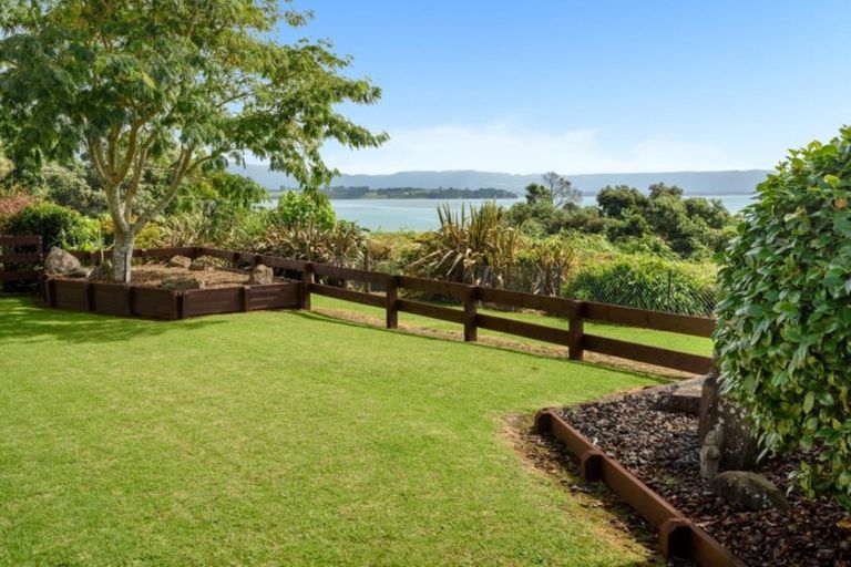 Photo of property in 23 Walnut Grove, Omokoroa, 3114