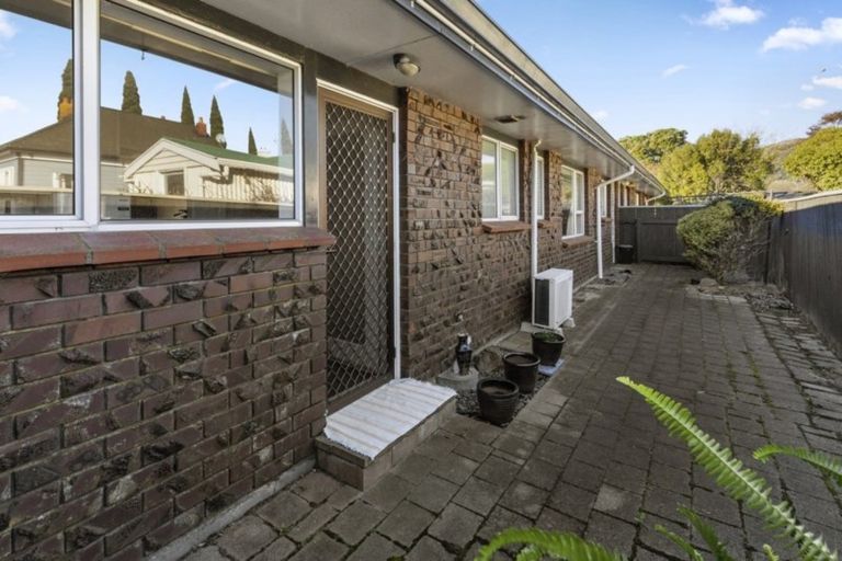 Photo of property in 41b Ludlam Crescent, Woburn, Lower Hutt, 5010