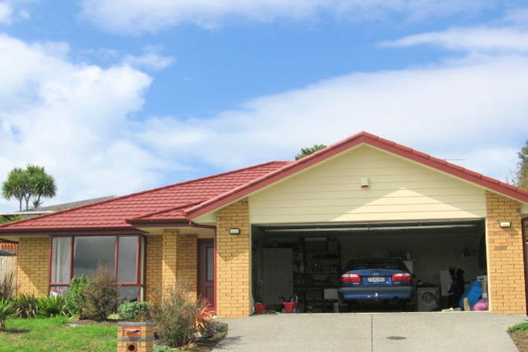 Photo of property in 57 Nimstedt Avenue, Oteha, Auckland, 0632