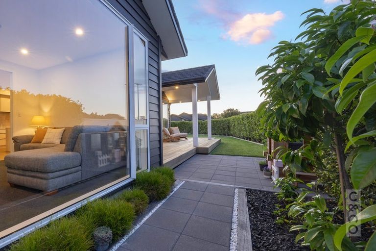 Photo of property in 31 Fruitlands Road, Kumeu, 0810