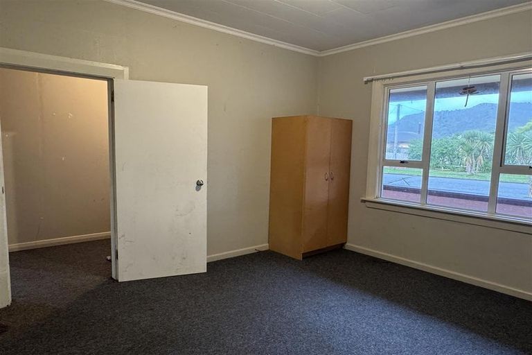 Photo of property in 22 Doyle Street, Blaketown, Greymouth, 7805