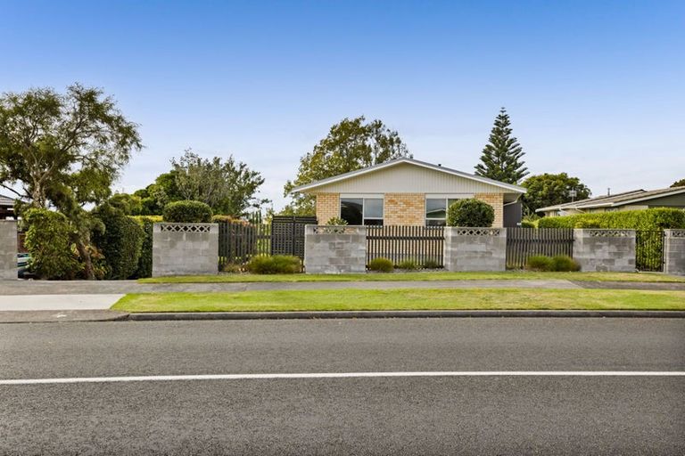 Photo of property in 20 Truby King Street, Merrilands, New Plymouth, 4312