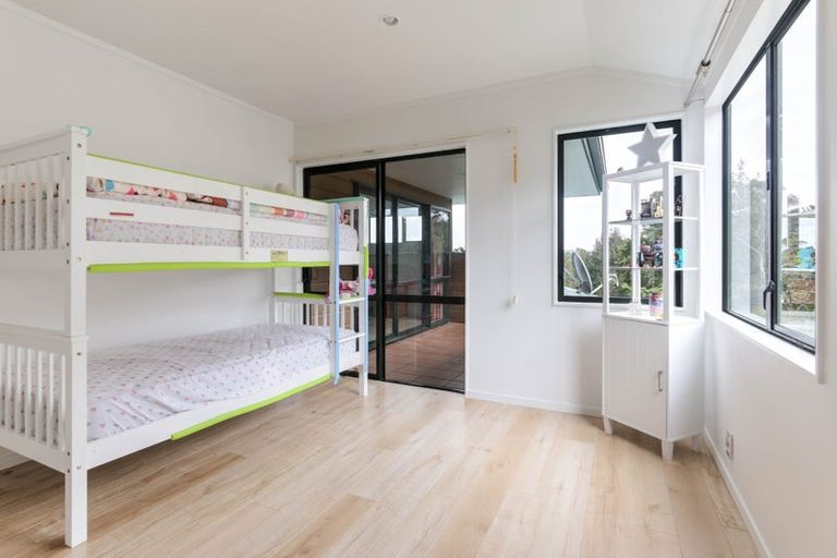 Photo of property in 2/134 Birkenhead Avenue, Birkenhead, Auckland, 0626