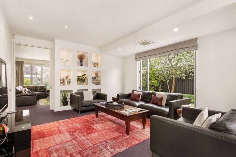 Photo of property in 22 Thornycroft Street, Fendalton, Christchurch, 8052