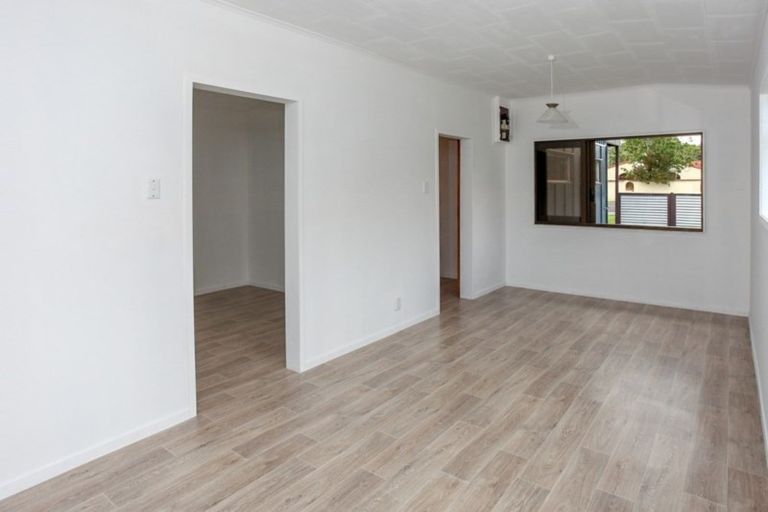 Photo of property in 3b Dolphin Drive, Whiritoa, Whangamata, 3691