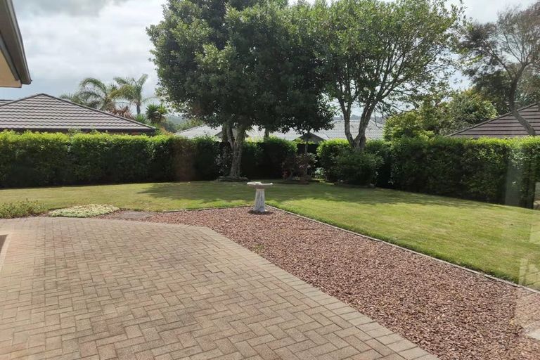 Photo of property in 54 Te Wharau Drive, Greenhithe, Auckland, 0632