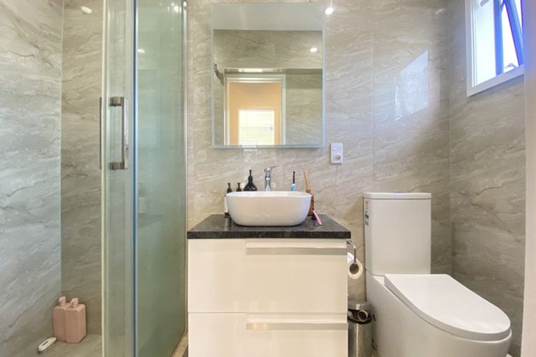 Photo of property in 10c Malvern Road, Morningside, Auckland, 1022