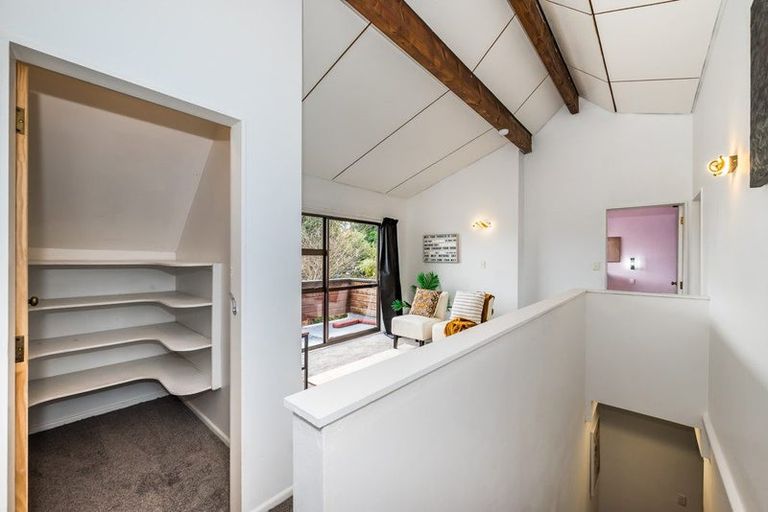 Photo of property in 1 Redwood Close, Paraparaumu, 5032