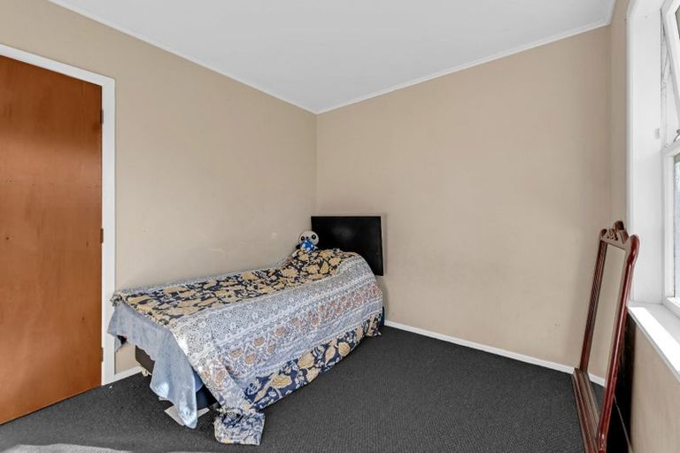 Photo of property in 8 Braeburn Place, Takanini, 2112