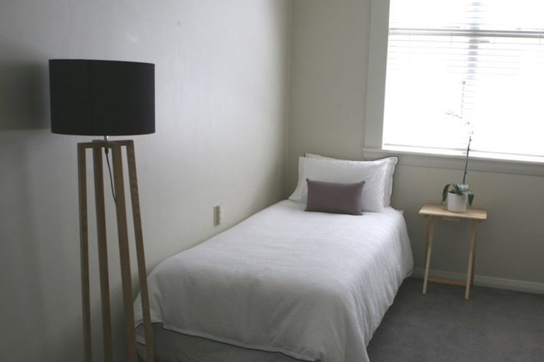 Photo of property in 65 Wellesley Road, Napier South, Napier, 4110