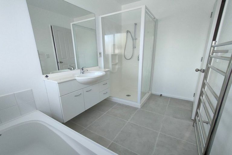 Photo of property in 6 Rawei Place, Harewood, Christchurch, 8051