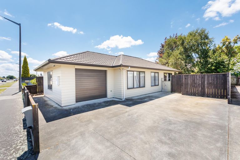 Photo of property in 159 Heretaunga Street, Palmerston North, 4414