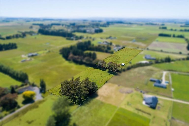 Photo of property in 78 Nga Tawa Road, Marton, 4787