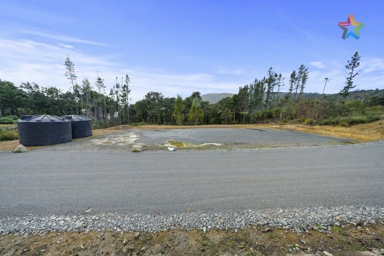 Photo of property in 59 Crest Road, Akatarawa, Upper Hutt, 5372