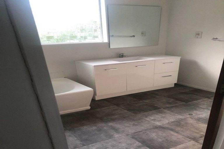 Photo of property in 25 Cortina Avenue, Johnsonville, Wellington, 6037