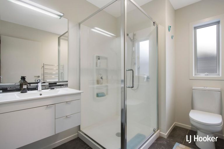 Photo of property in 38 Ocean View Road, Waihi Beach, 3611