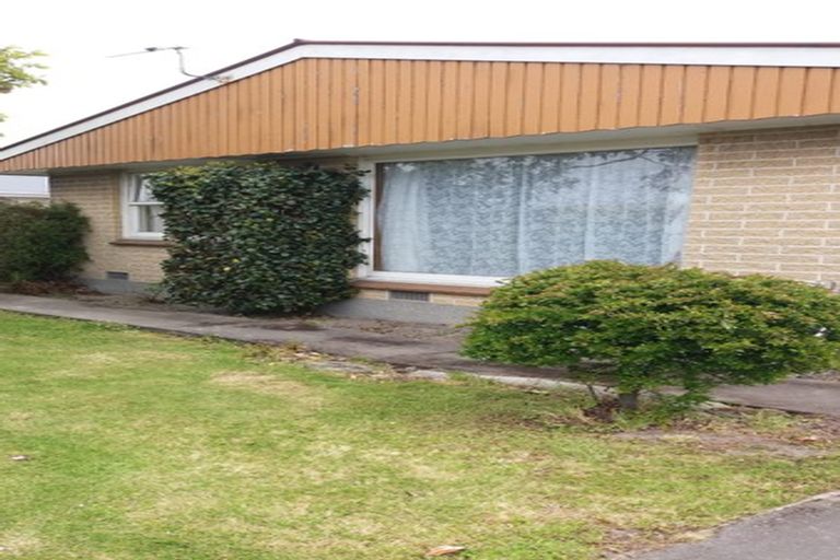 Photo of property in 1/801 Main North Road, Belfast, Christchurch, 8051