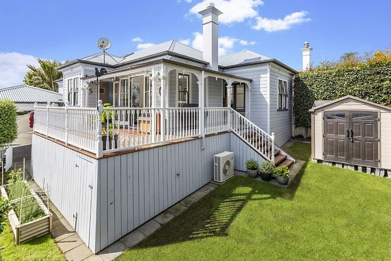 Photo of property in 4/2 Georgia Terrace, Albany, Auckland, 0632