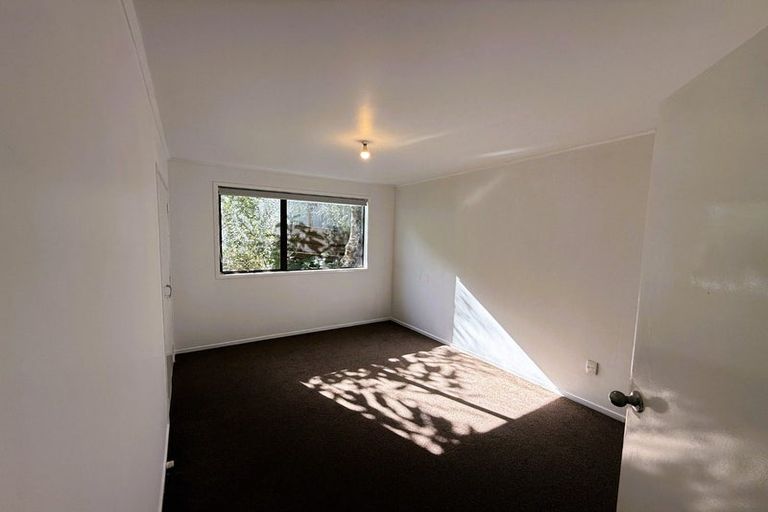 Photo of property in 5a Cherry Tree Place, Massey, Auckland, 0614