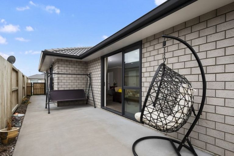 Photo of property in 44 Te Kio Crescent, Papamoa Beach, Papamoa, 3118