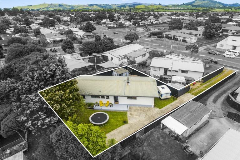 Photo of property in 35c Hartford Avenue, Papamoa Beach, Papamoa, 3118