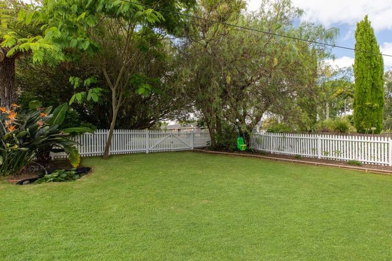 Photo of property in 1/26 Trentham Road, Papakura, 2110