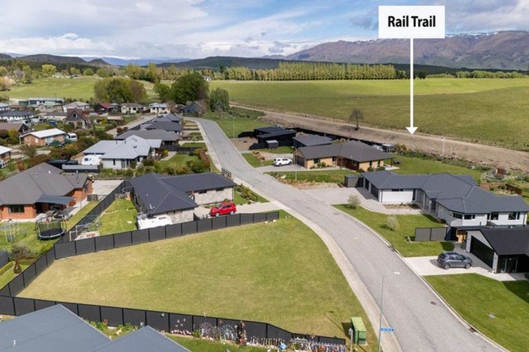 Photo of property in 22 Plunket Street, Omakau, 9376