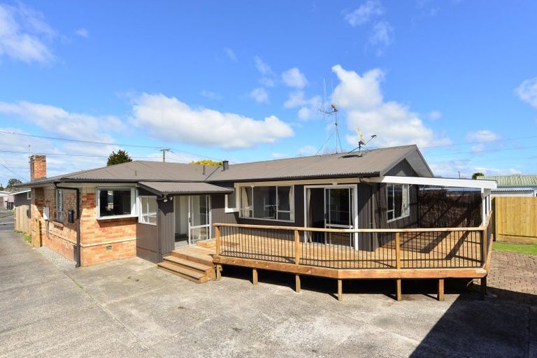 Photo of property in 32 Northolt Road, Fairview Downs, Hamilton, 3214