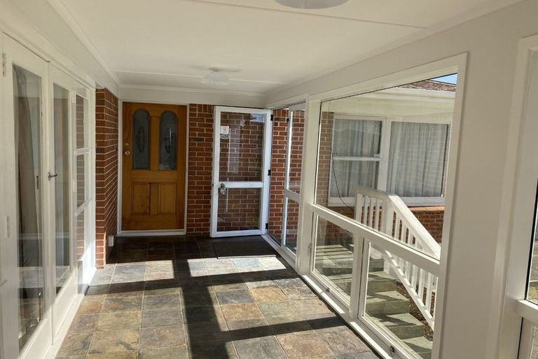 Photo of property in 30 Clayton Road, Manurewa, Auckland, 2102