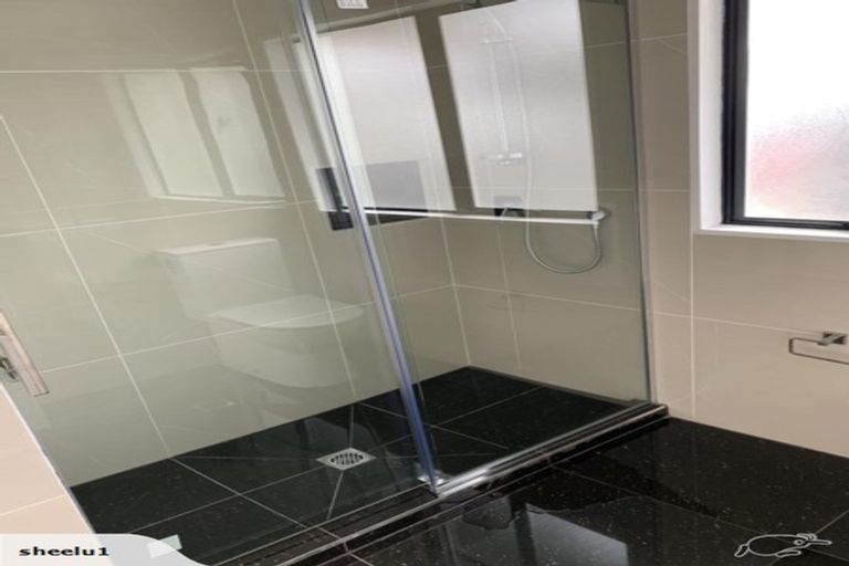 Photo of property in 2/11 Overton Road, Papatoetoe, Auckland, 2025