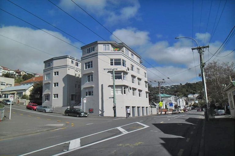 Photo of property in Winslow Apartments, 1/2 Ohiro Road, Aro Valley, Wellington, 6021