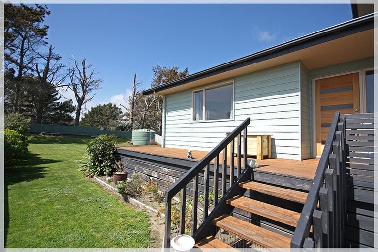 Photo of property in 2076 Tangimoana Road, Tangimoana, Palmerston North, 4473