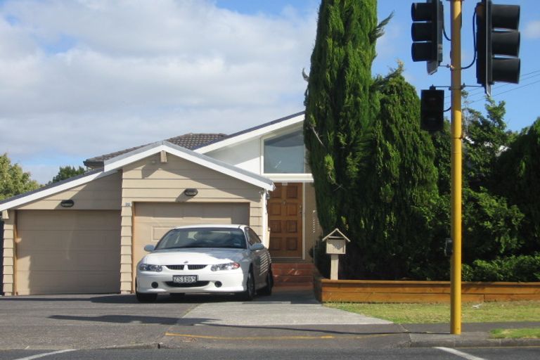 Photo of property in 2/32 Manuka Road, Glenfield, Auckland, 0629