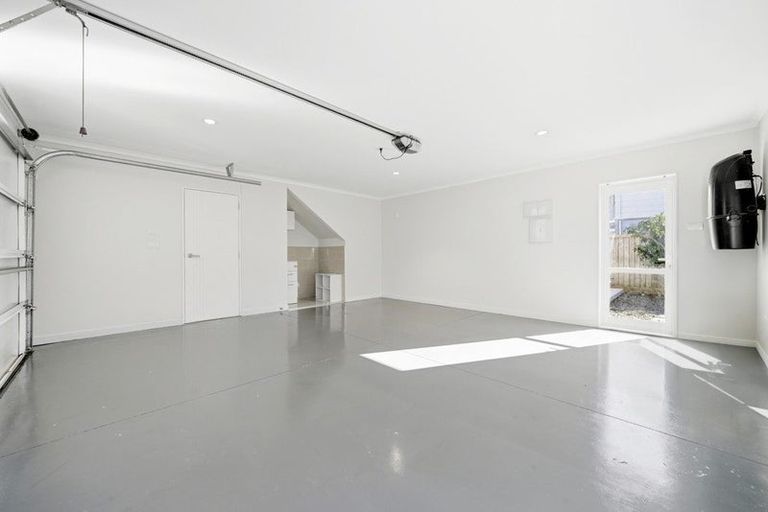 Photo of property in 152a Weatherly Road, Torbay, Auckland, 0630