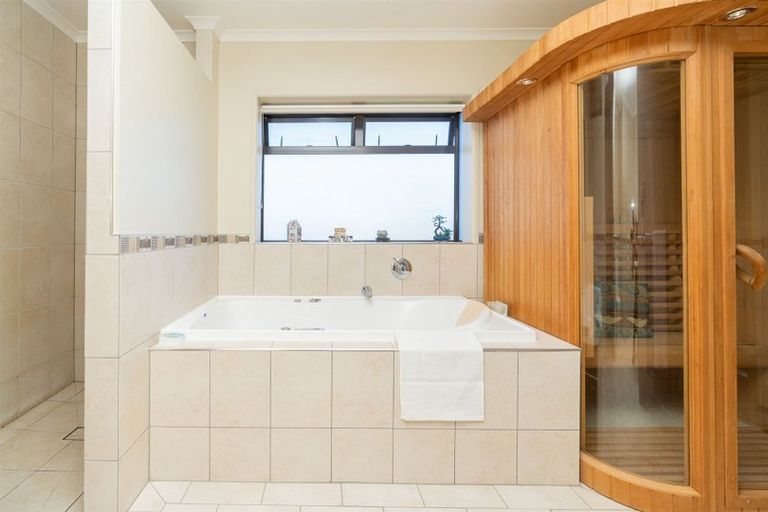 Photo of property in 34 Winslow Court, Huntington, Hamilton, 3210